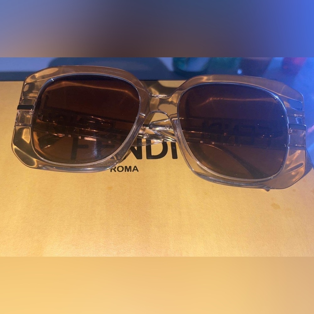 Fendi authentic sunglasses gold